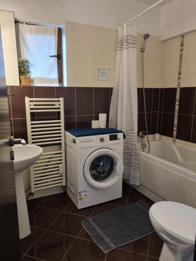 Lovely & Comfy, Central Apt In 이아시 외부 사진